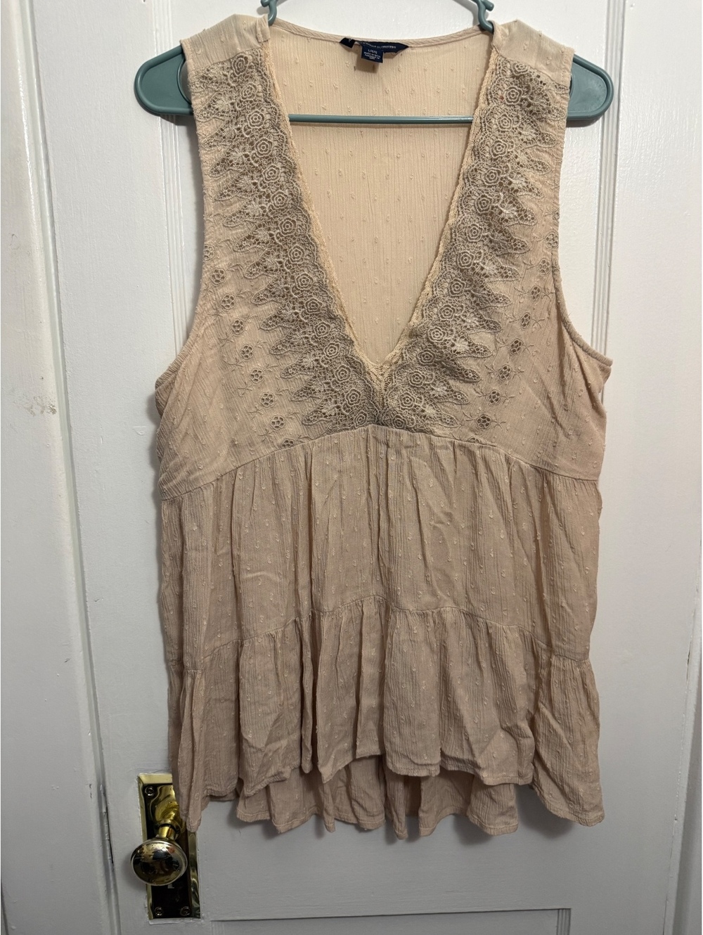 American Eagle Outfitters Beige Sleeveless Lace Detail Top Large